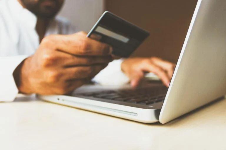 The Wave Clinic - the COVID-19 pandemic and online shopping addiction