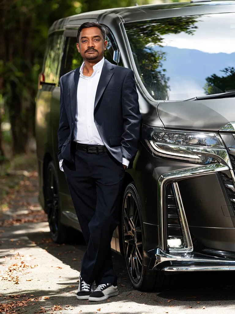 Team Member - Driver - Rau - The Wave